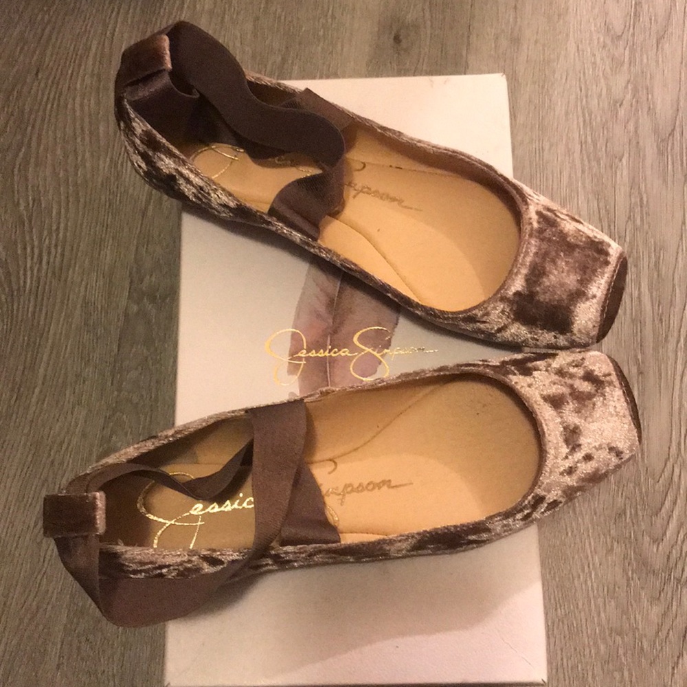 Velvet ballet flats